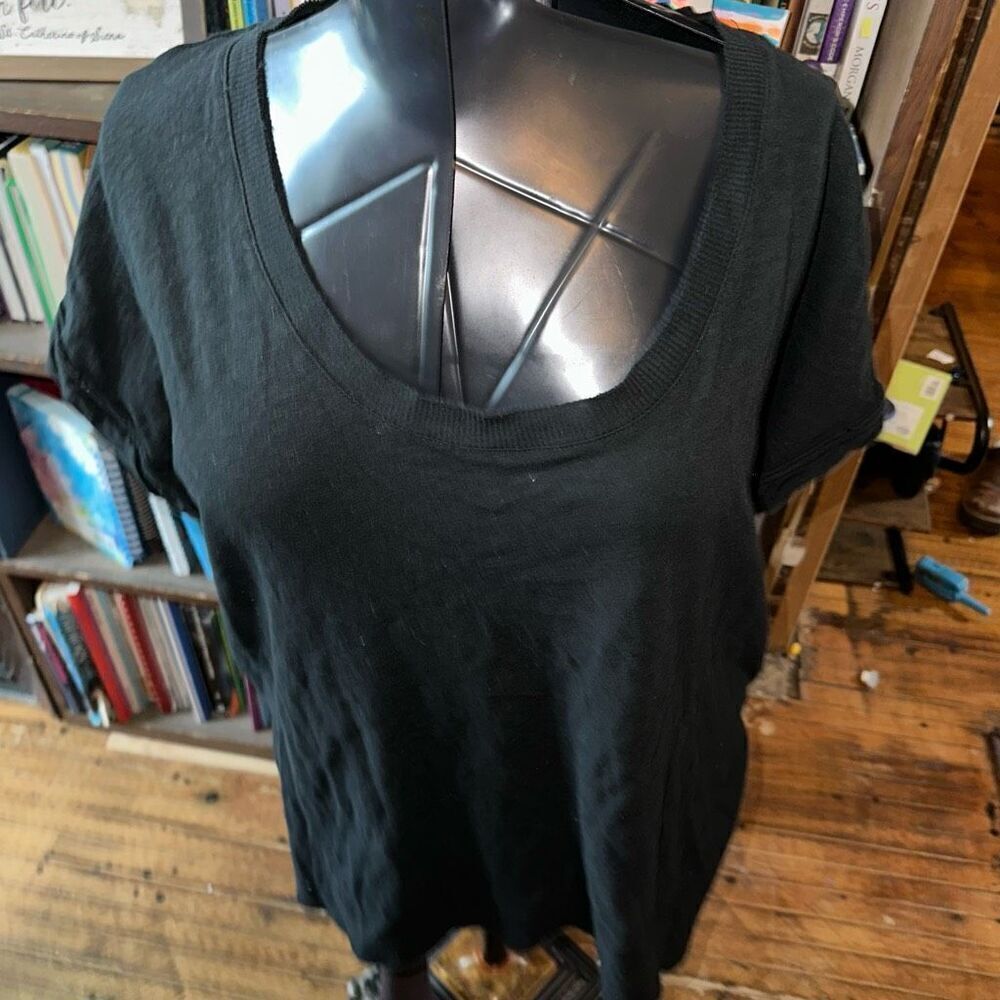 Z Supply black classic scoop neck distressed S shirt